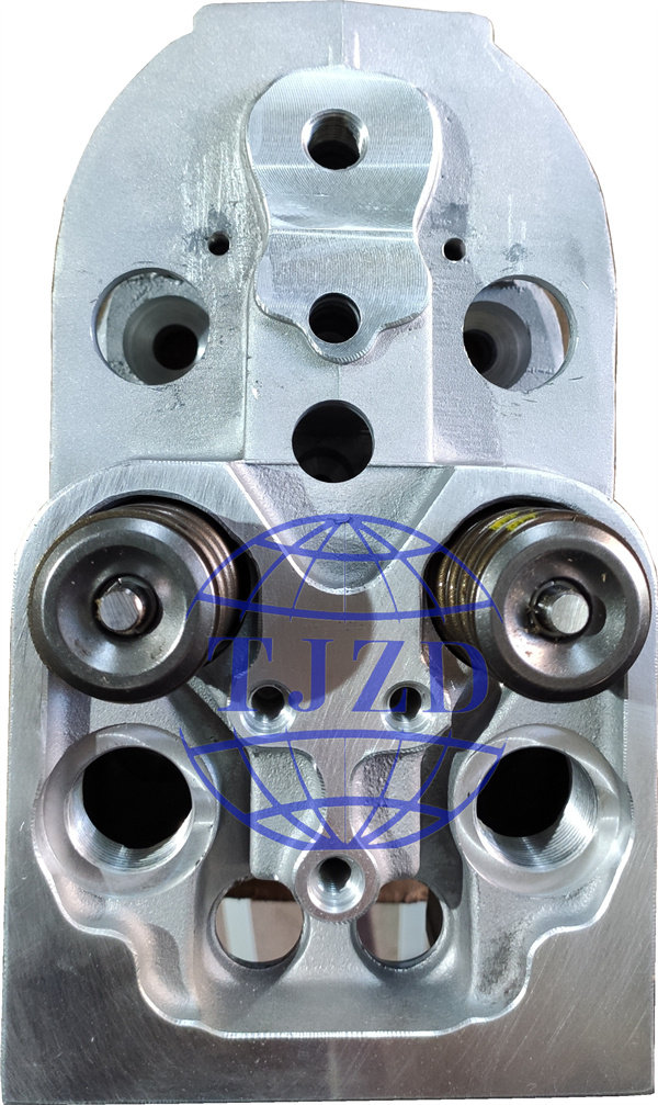 04236671 CYLINDER HEAD