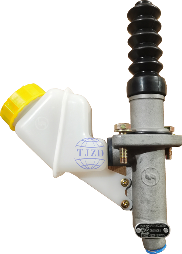 DZ93189230090 SHACMAN CLUTCH MASTER CYLINDER