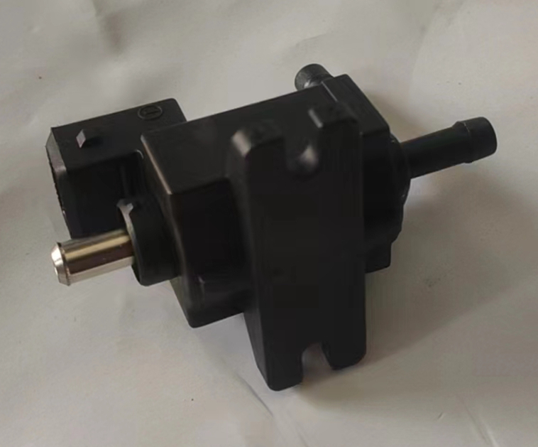 3819161/24311422 SOLENOID VALVE