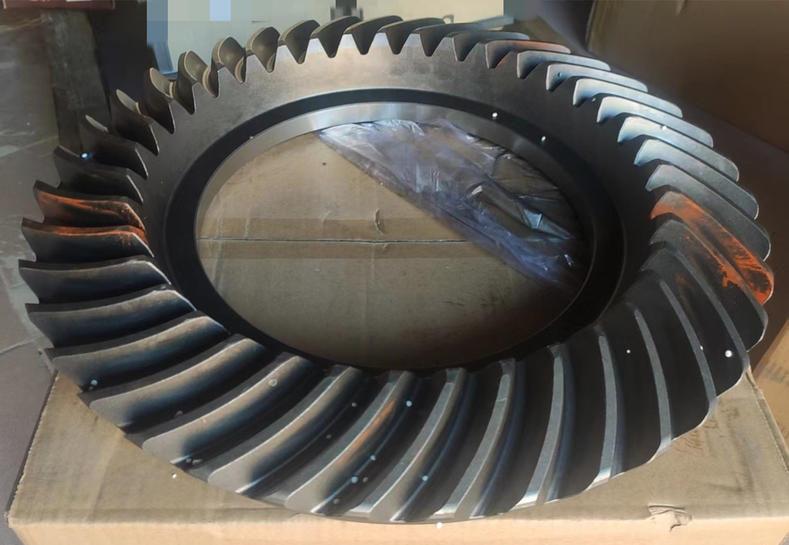 S2402940L5H GEAR